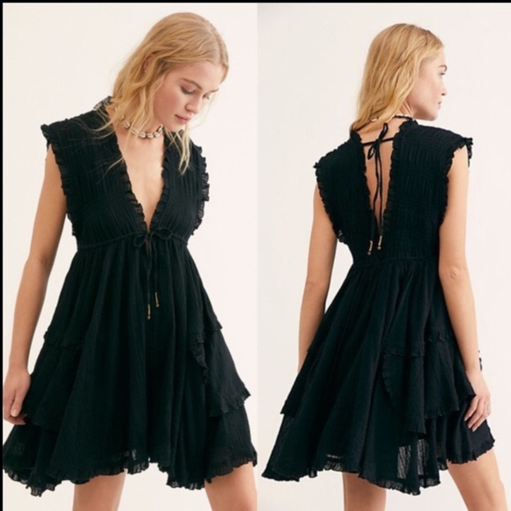 Free People Antoinette Size xs Lined Fit and Flare Black Mini Dress